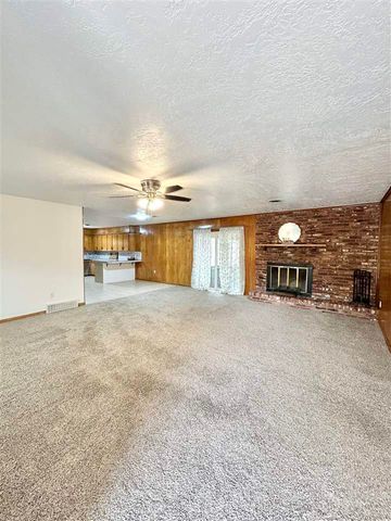 505 NW 40th, Lawton, OK 73505