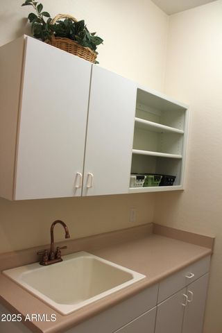 929 E DERBY Drive, Tempe, AZ 85284