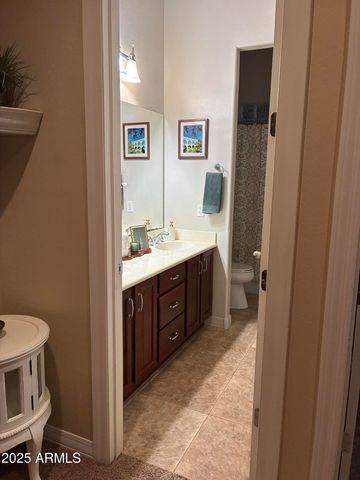 929 E DERBY Drive, Tempe, AZ 85284