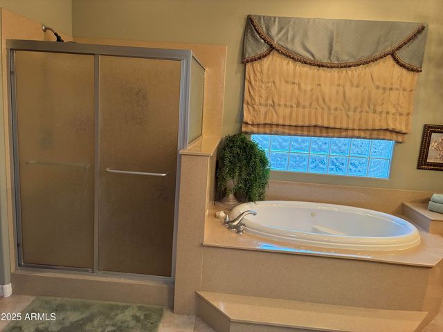 929 E DERBY Drive, Tempe, AZ 85284