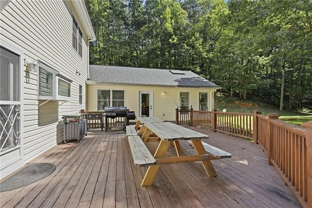 270 Ridgeway Road, Dahlonega, GA 30533