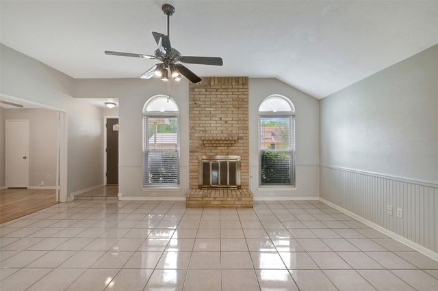 15642 Meadow Village Drive, Houston, TX 77095