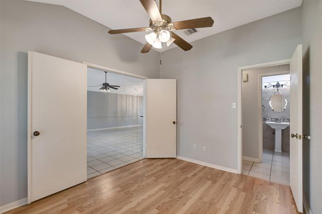 15642 Meadow Village Drive, Houston, TX 77095