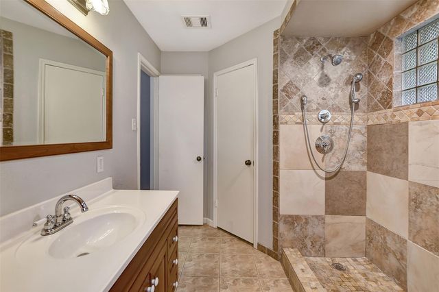 15642 Meadow Village Drive, Houston, TX 77095