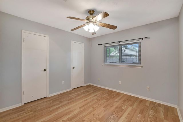 15642 Meadow Village Drive, Houston, TX 77095