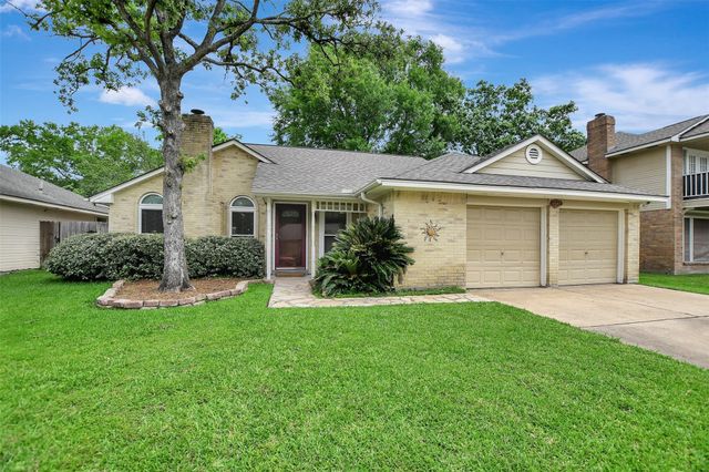 15642 Meadow Village Drive, Houston, TX 77095