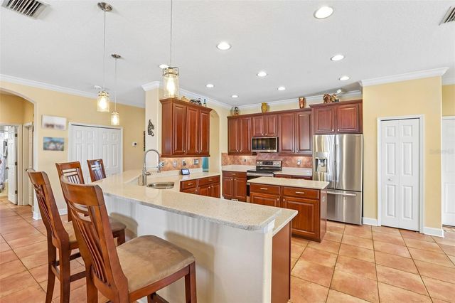 1638 MIRA LAGO CIRCLE, Ruskin, FL 33570