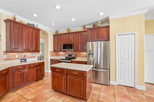 1638 MIRA LAGO CIRCLE, Ruskin, FL 33570
