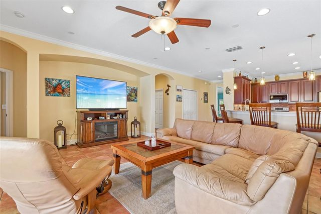1638 MIRA LAGO CIRCLE, Ruskin, FL 33570