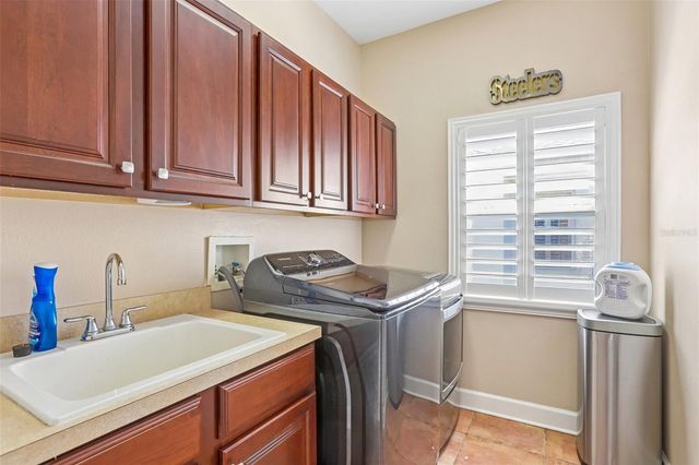 1638 MIRA LAGO CIRCLE, Ruskin, FL 33570