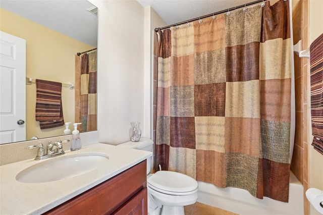 1638 MIRA LAGO CIRCLE, Ruskin, FL 33570
