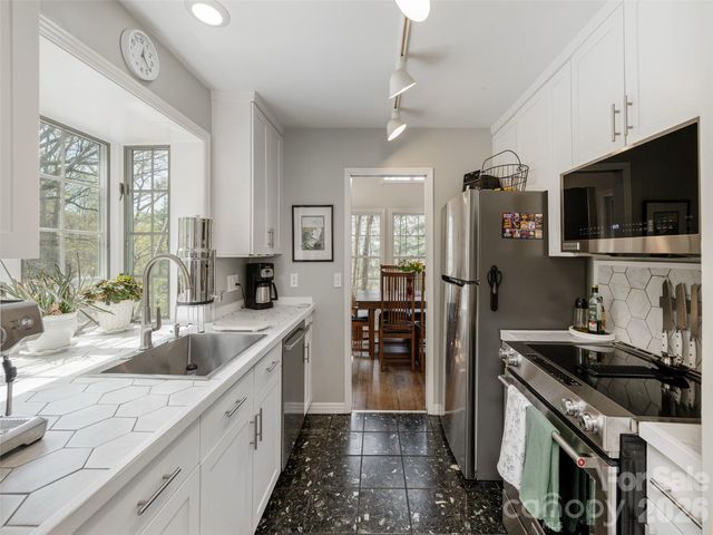 403 Cherokee Road, Asheville, NC 28804