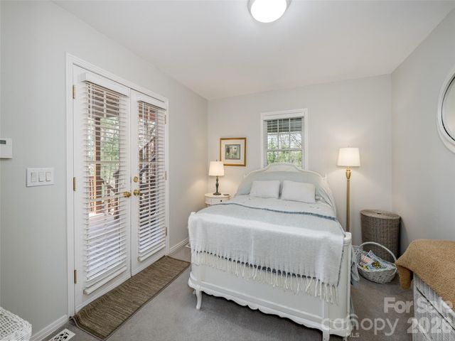 403 Cherokee Road, Asheville, NC 28804