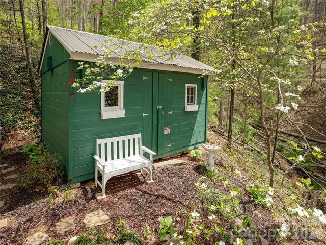 403 Cherokee Road, Asheville, NC 28804
