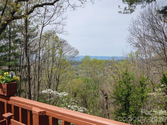 403 Cherokee Road, Asheville, NC 28804