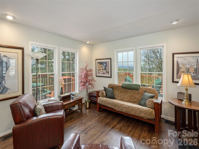 403 Cherokee Road, Asheville, NC 28804