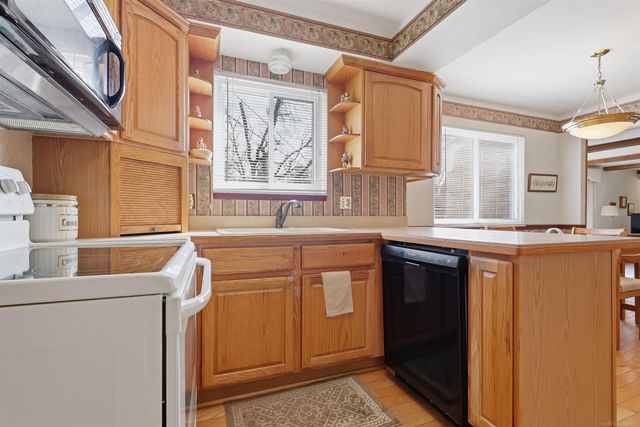 53236 Bancroft Drive, Shelby Twp, MI 48316