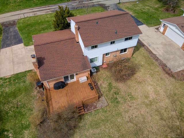 53236 Bancroft Drive, Shelby Twp, MI 48316