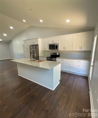 860 Lake Fork Road, Salisbury, NC 28146