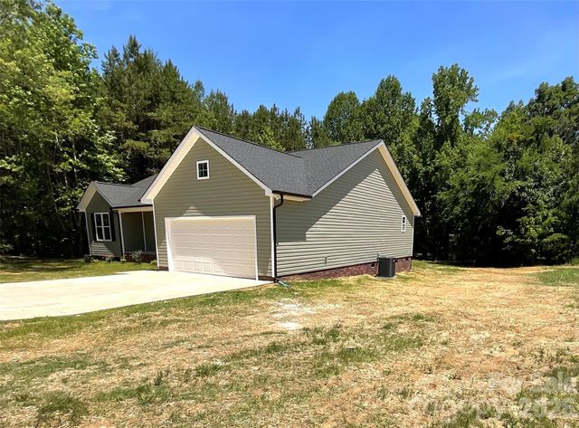 860 Lake Fork Road, Salisbury, NC 28146