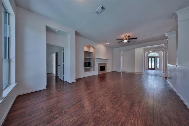 13803 Sherburn Manor Drive, Cypress, TX 77429
