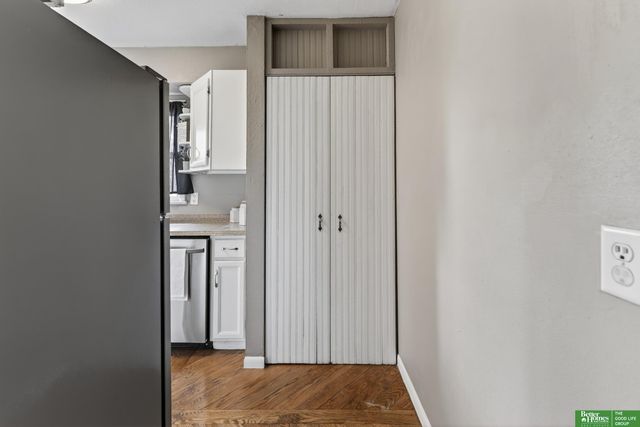 9253 Tomahawk Boulevard, Omaha, NE 68134