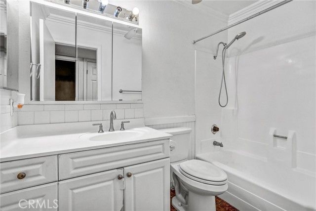 1072 N La Breda, Covina, CA 91722