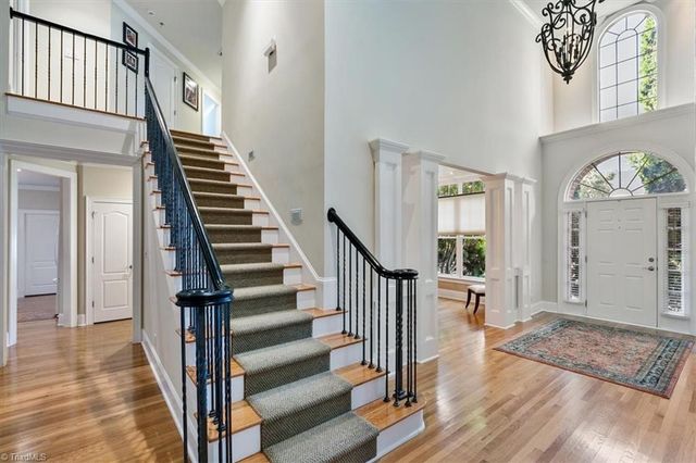 19 Middlefield Court, Greensboro, NC 27455