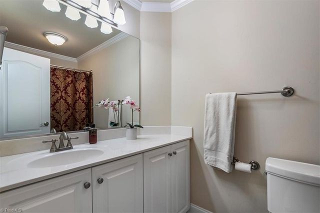 19 Middlefield Court, Greensboro, NC 27455