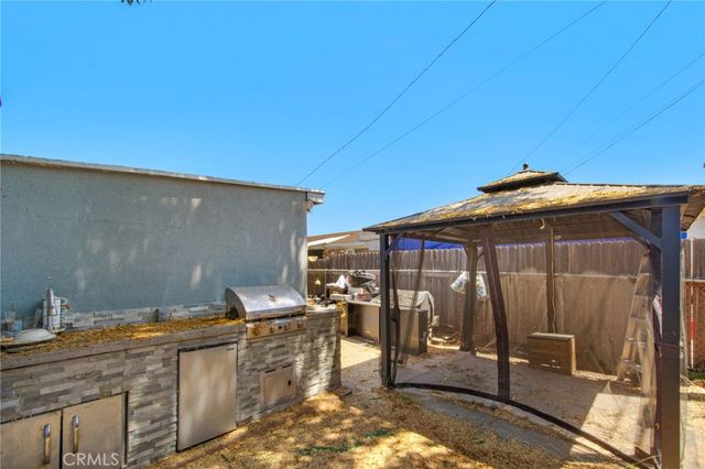 1802 W 153rd Street E, Compton, CA 90220
