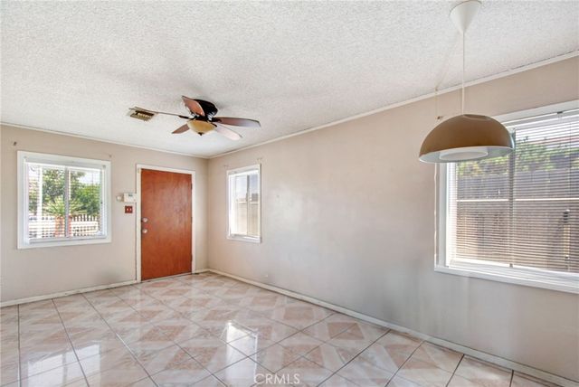 1802 W 153rd Street E, Compton, CA 90220