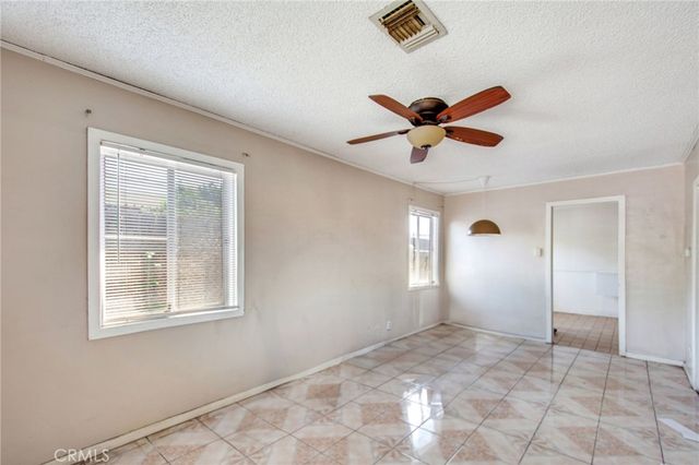 1802 W 153rd Street E, Compton, CA 90220