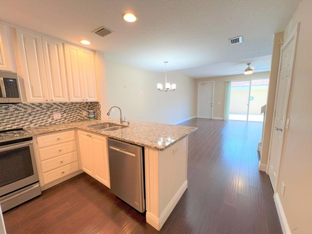 3368 Greenway Drive, Jupiter, FL 33458
