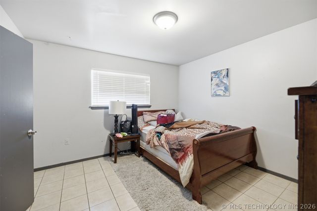 1074 N Irvington Avenue N A&B, Tulsa, OK 74115