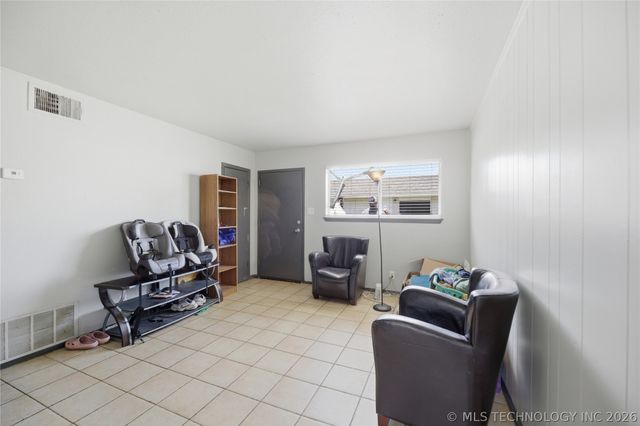 1074 N Irvington Avenue N A&B, Tulsa, OK 74115