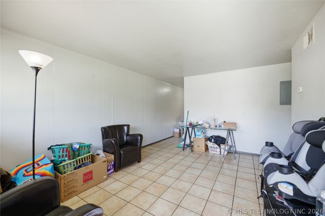 1074 N Irvington Avenue N A&B, Tulsa, OK 74115