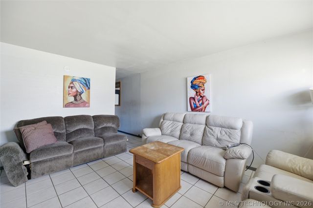1074 N Irvington Avenue N A&B, Tulsa, OK 74115