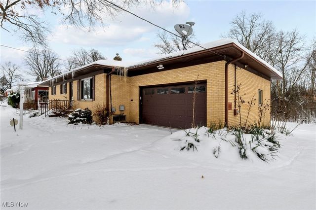 5345 Fairtree Road, Bedford Heights, OH 44146