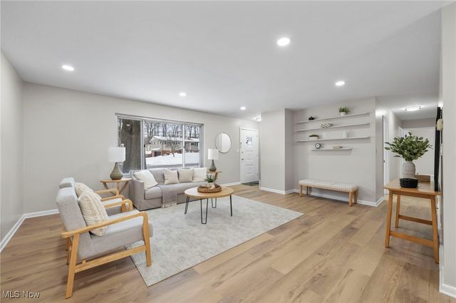 5345 Fairtree Road, Bedford Heights, OH 44146