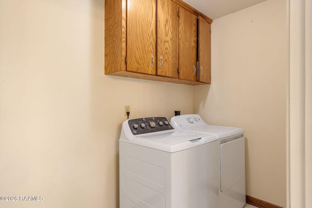 100 Presbytere Parkway, Lafayette, LA 70503