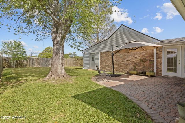 100 Presbytere Parkway, Lafayette, LA 70503