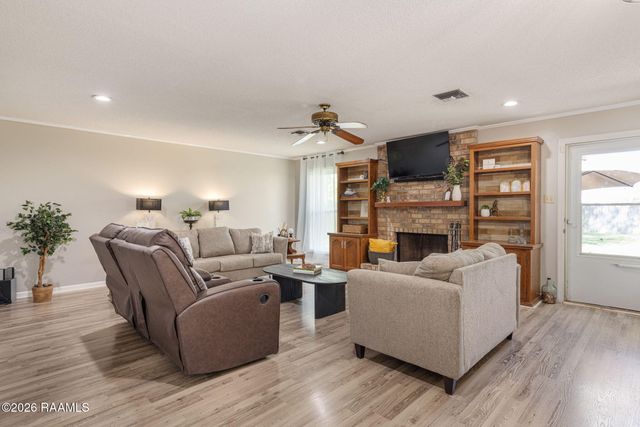 100 Presbytere Parkway, Lafayette, LA 70503