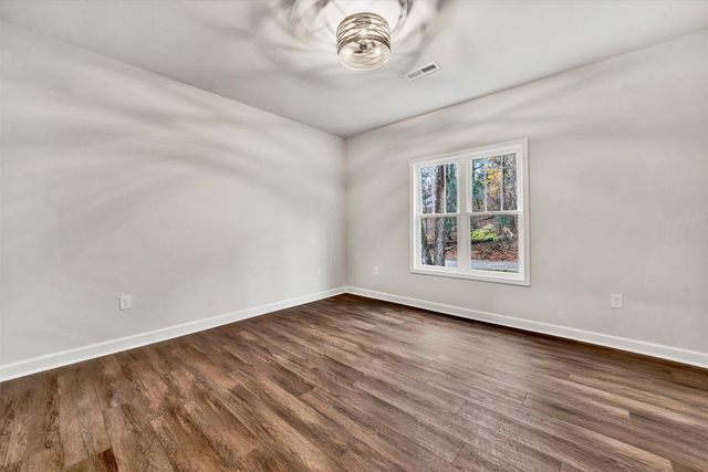 3335 Hidden Oak RD, Roanoke, VA 24018