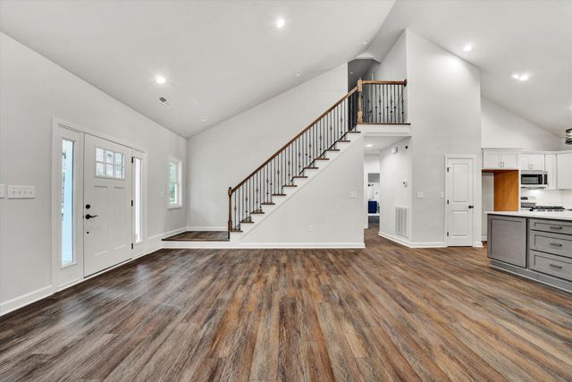 3335 Hidden Oak RD, Roanoke, VA 24018