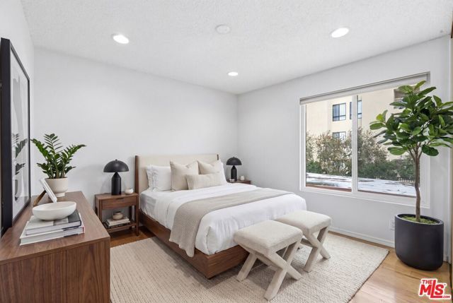 15155 Sherman Way 47, Van Nuys (los Angeles), CA 91405