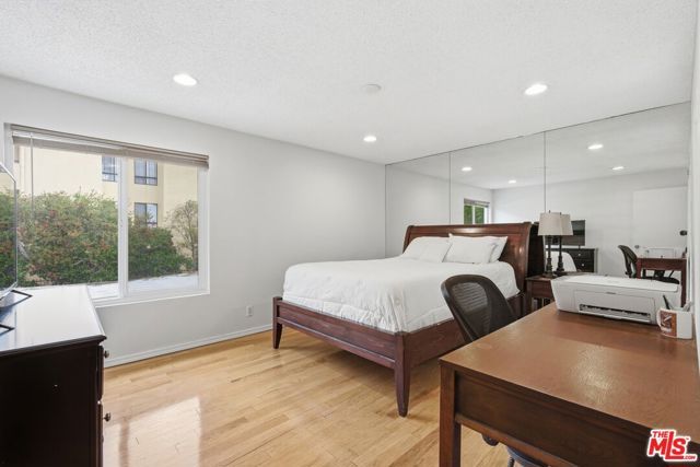 15155 Sherman Way 47, Van Nuys (los Angeles), CA 91405