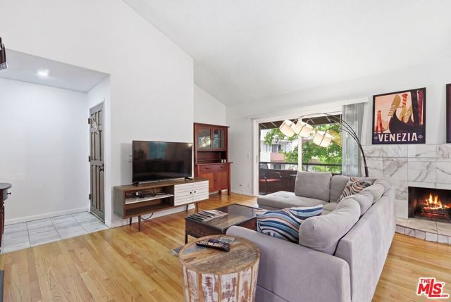 15155 Sherman Way 47, Van Nuys (los Angeles), CA 91405