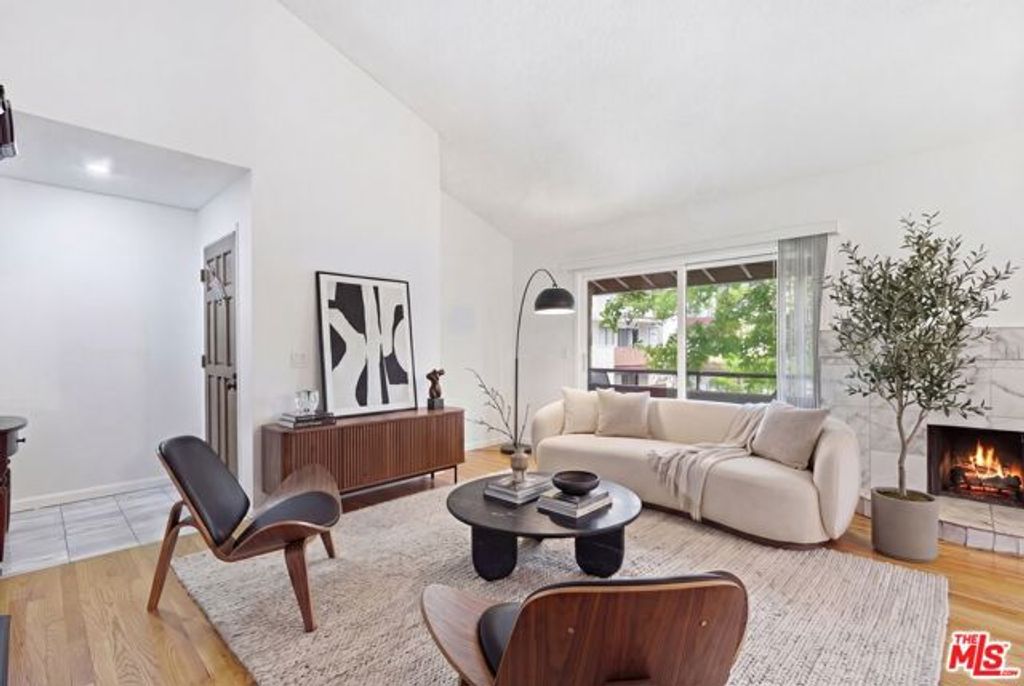 15155 Sherman Way 47, Van Nuys (los Angeles), CA 91405