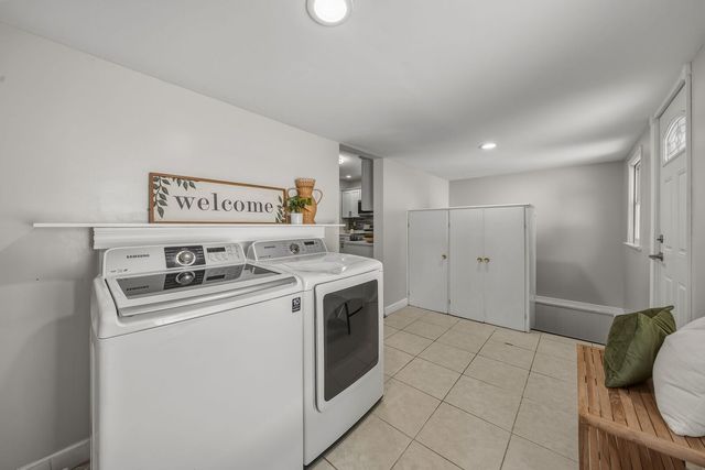 917 Mason Avenue, Aurora, IL 60506