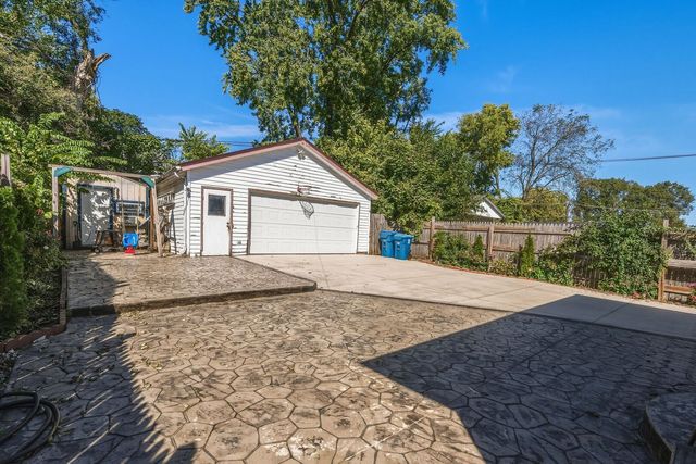 917 Mason Avenue, Aurora, IL 60506